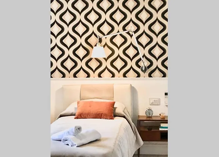 Apartment Casa Retro Historic Center - Mytouristhome La Spezia