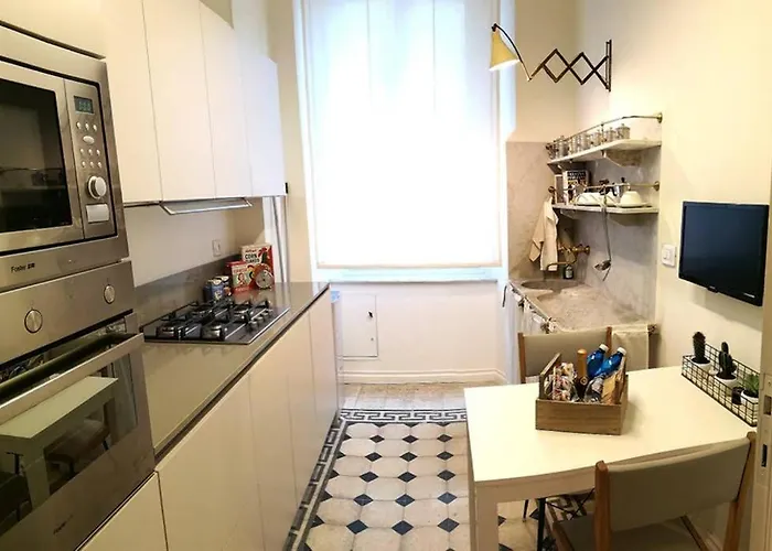 Apartment Casa Retro Historic Center - Mytouristhome La Spezia